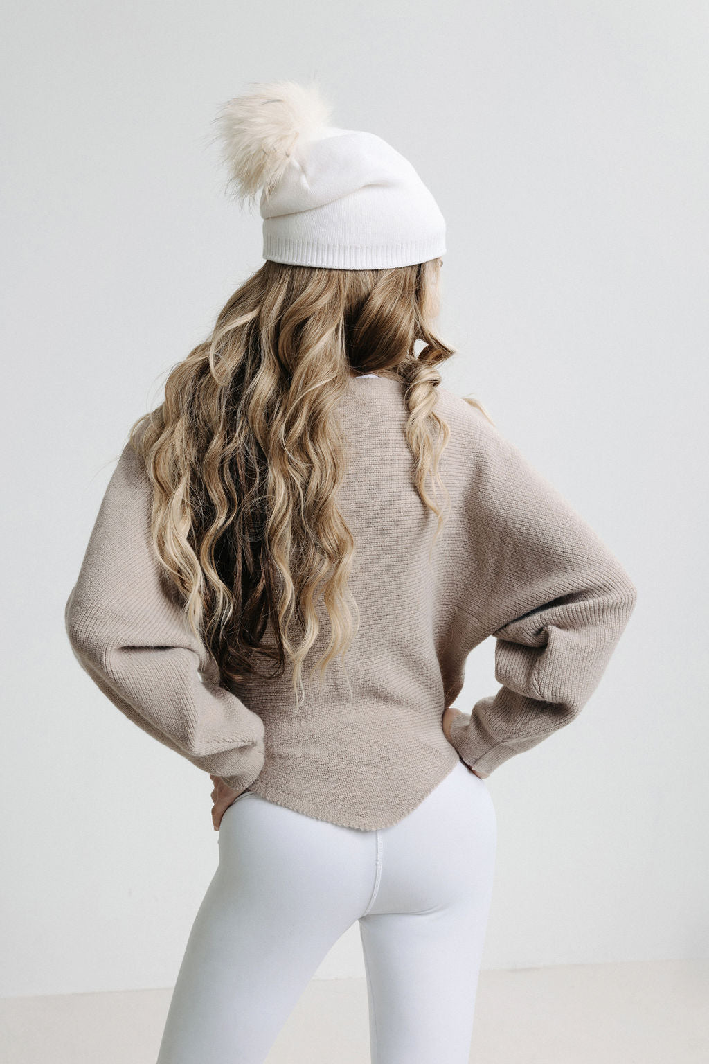 Portillo Crop Sweater